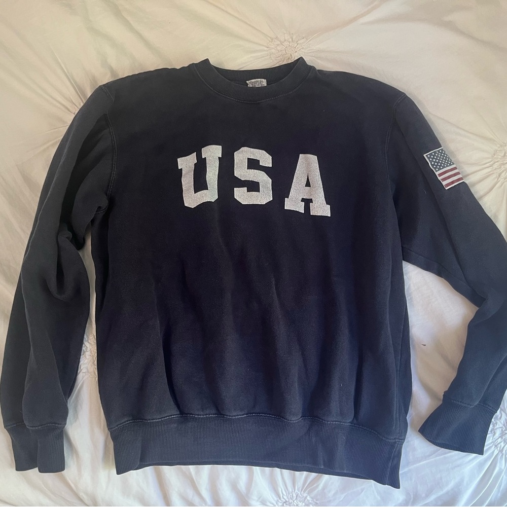 COPY - Brandy Melville Crewneck
